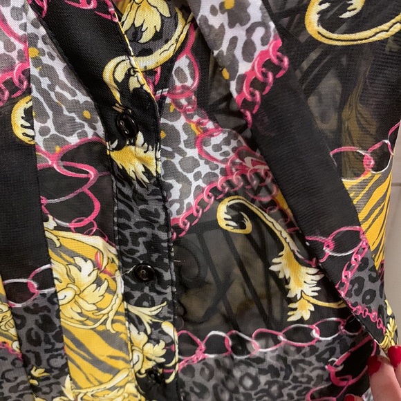 Button up shirt - Picture 5 of 5